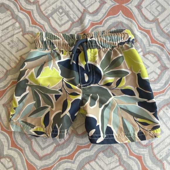 LOT of  5  BABY SHORTS - Picture 1 of 15